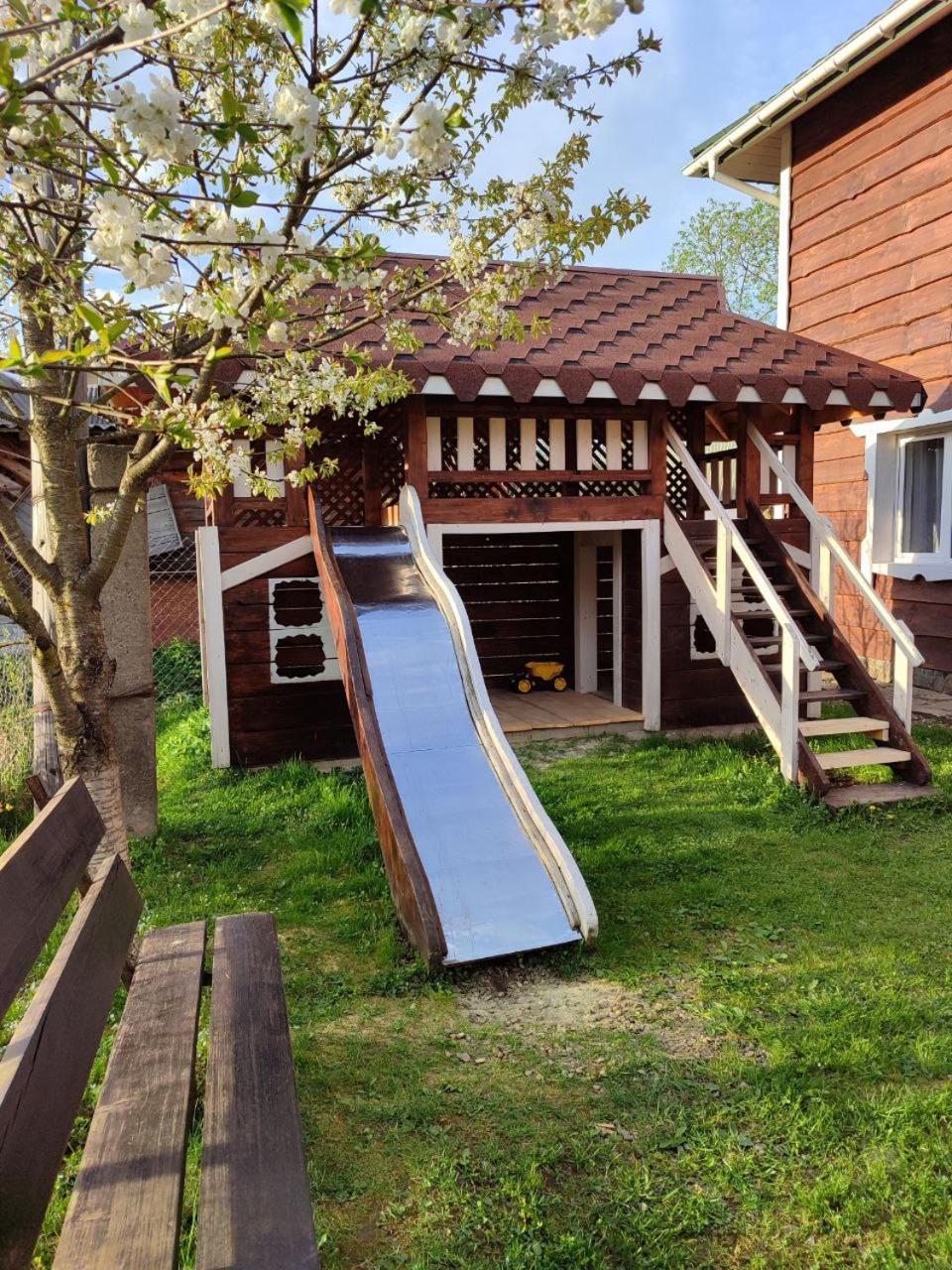 Кольорові Подорожі 2 Apartment Slavske Luaran gambar