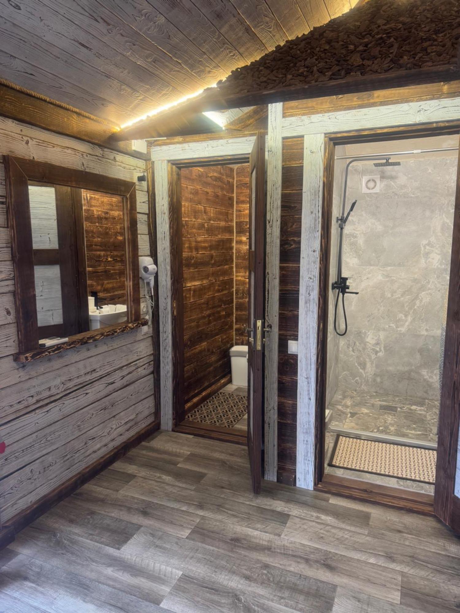 Кольорові Подорожі 2 Apartment Slavske Luaran gambar